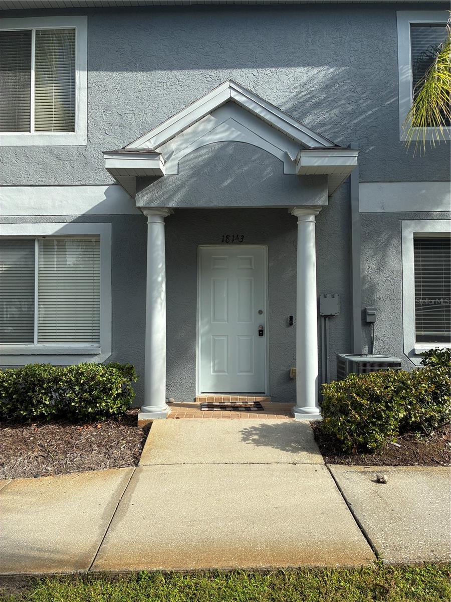 18143 Paradise Point Dr Property Photo 2