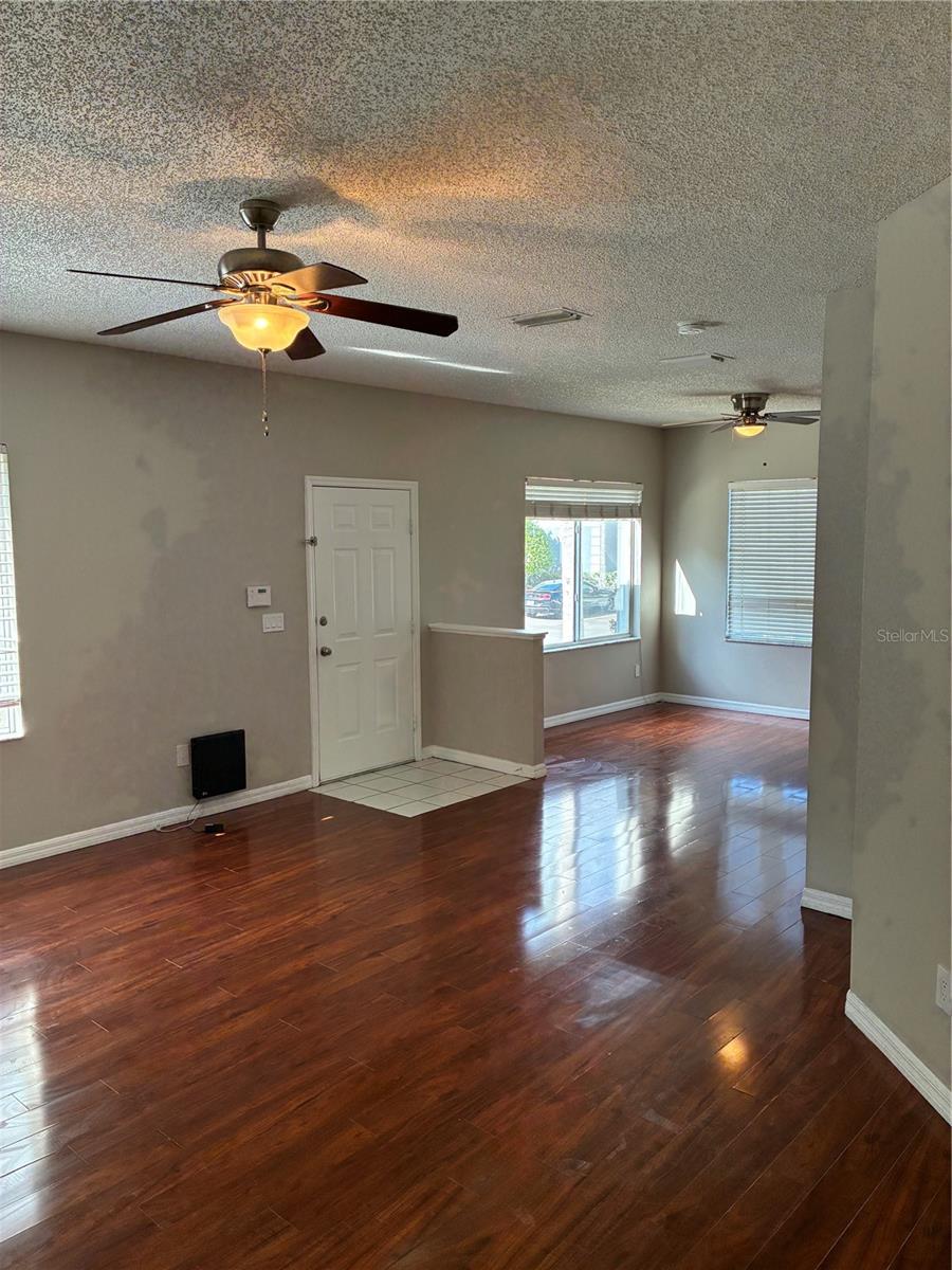 18143 Paradise Point Dr Property Photo 4