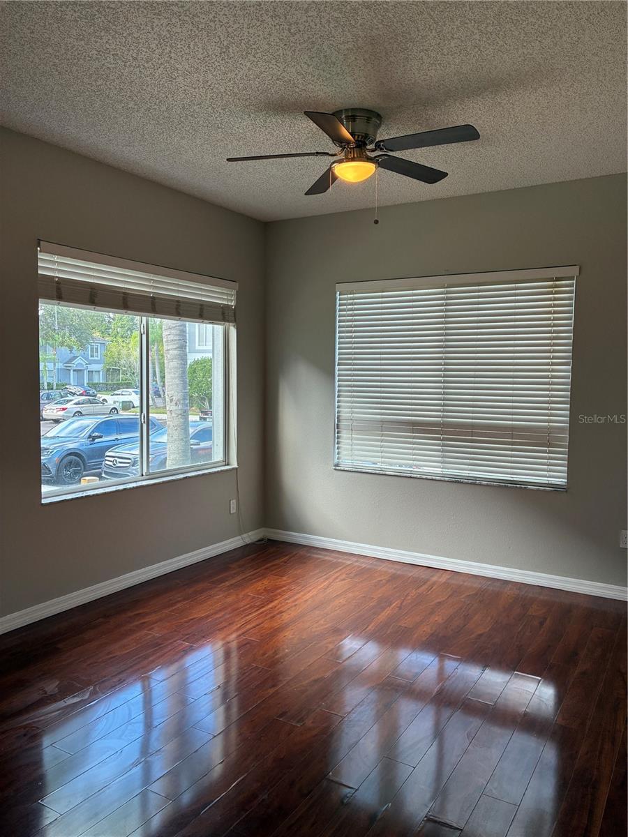 18143 Paradise Point Dr Property Photo 8