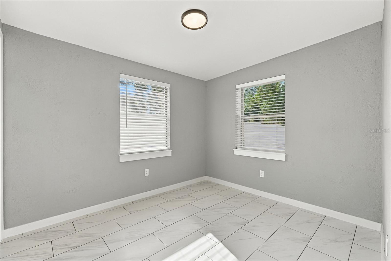4684 16th Ave S Property Photo 18
