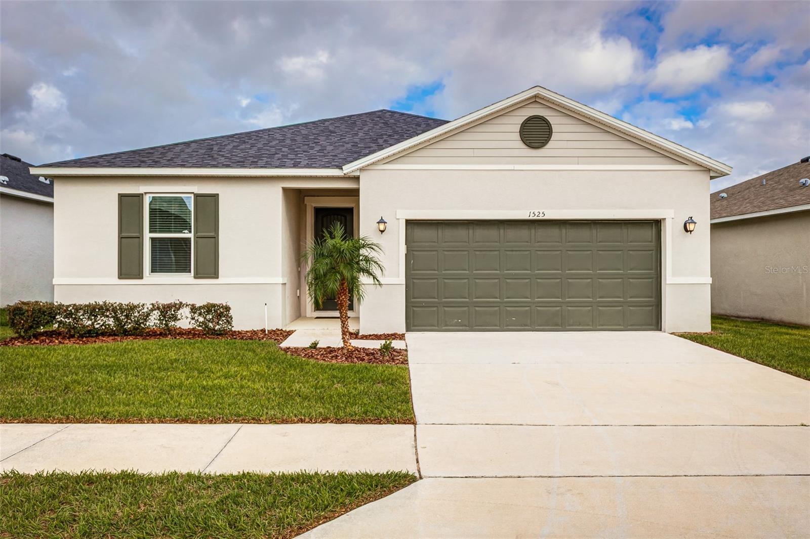 1525 Mattie Pointe Pl Property Photo 1
