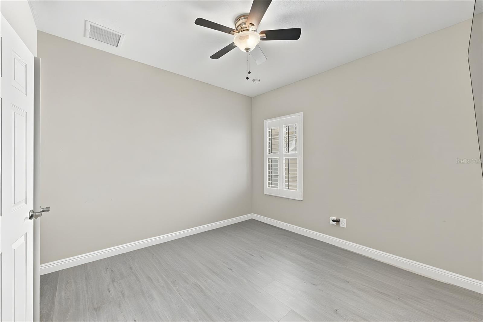 13133 Monach Isles Dr Property Photo 6