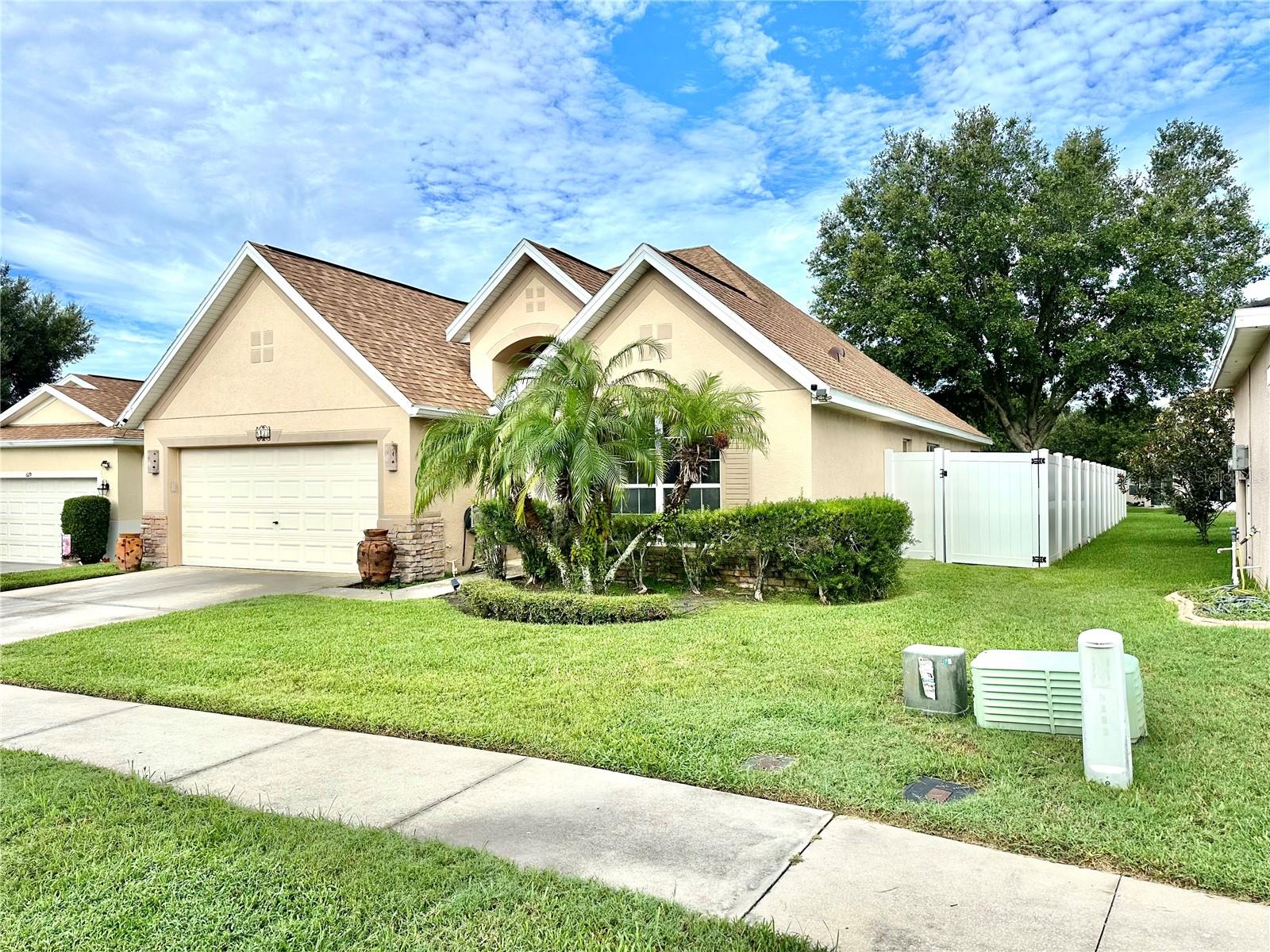 6135 Champions Gate Blvd Property Photo 3
