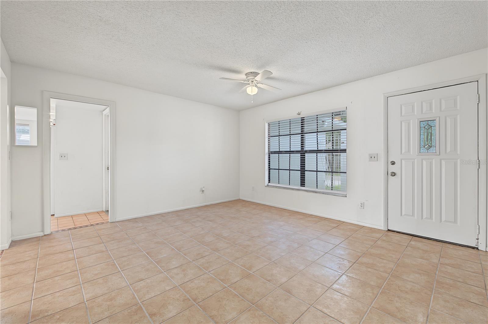 3650 Coppertree Cir Property Photo 5