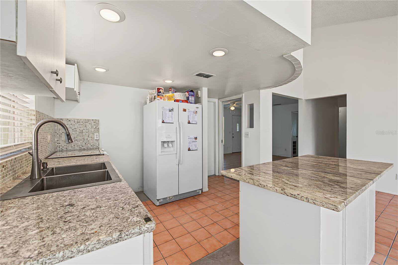 3650 Coppertree Cir Property Photo 9