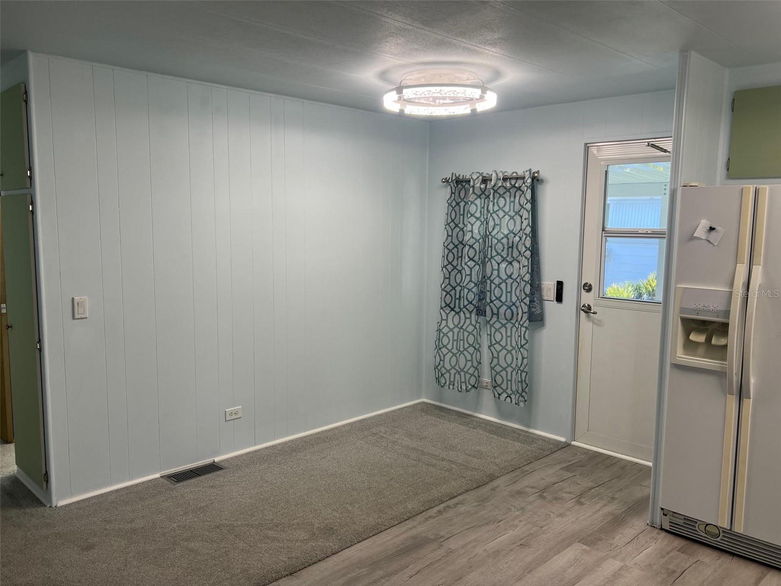 19 Pindo Palm St W Property Photo 10