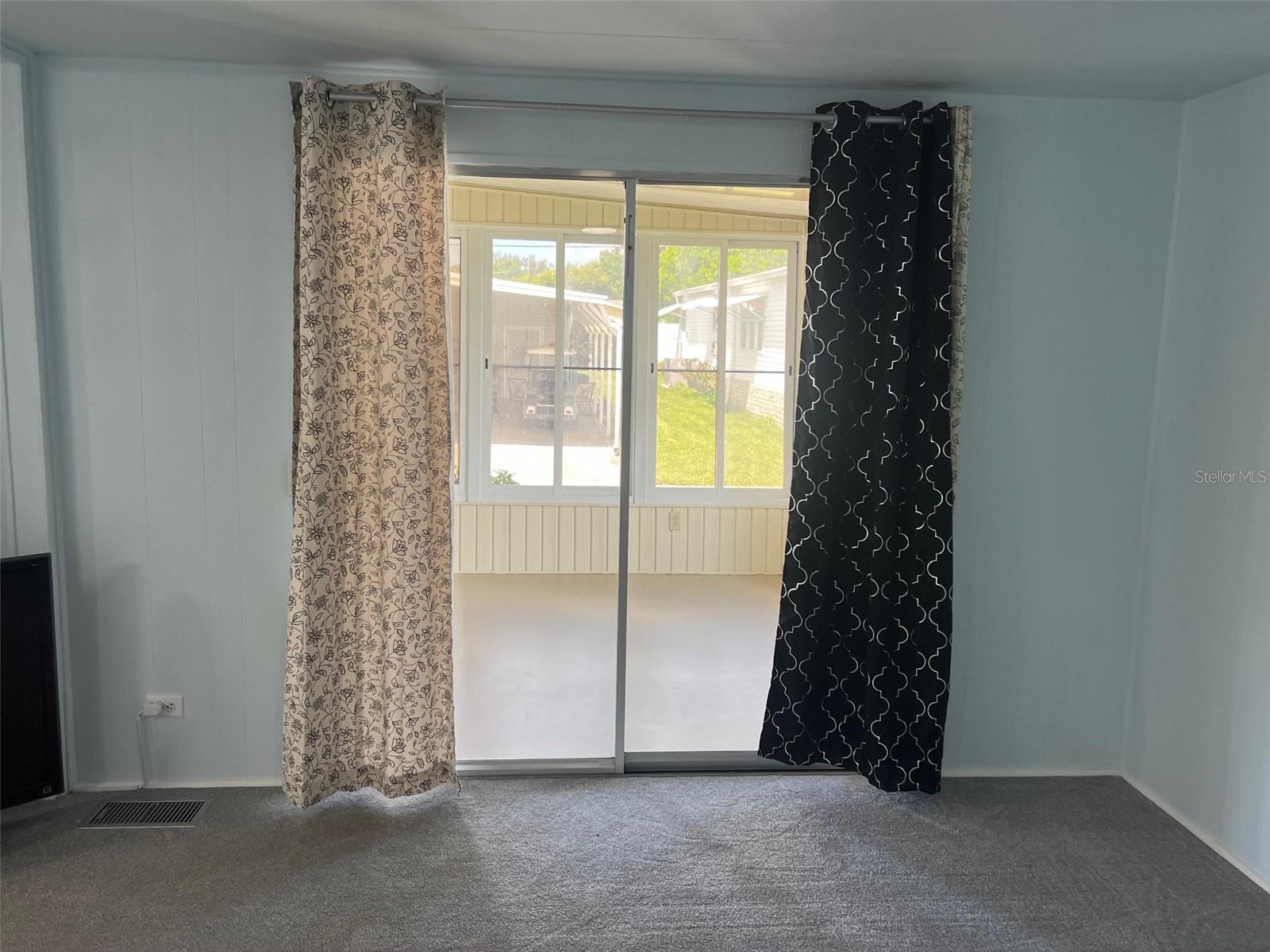 19 Pindo Palm St W Property Photo 13