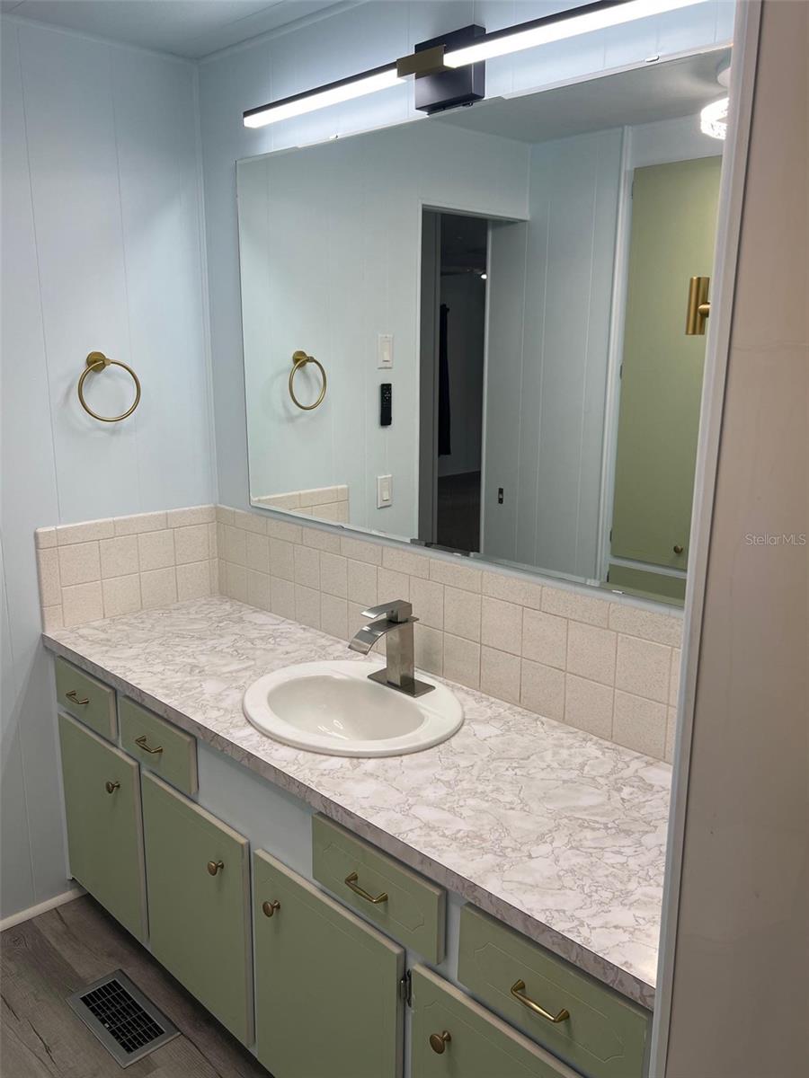 19 Pindo Palm St W Property Photo 22
