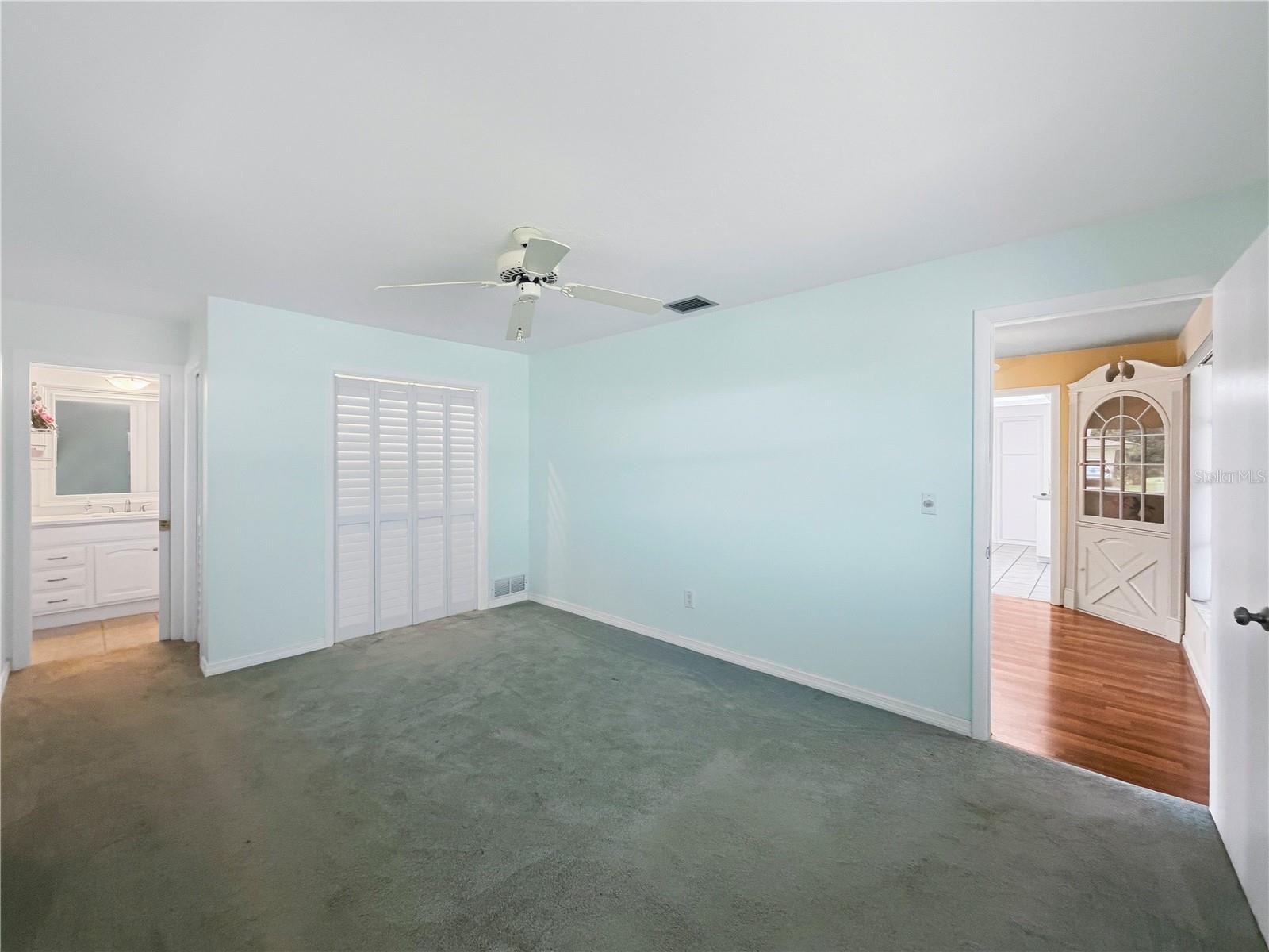 14036 Thacher Ave Property Photo 14
