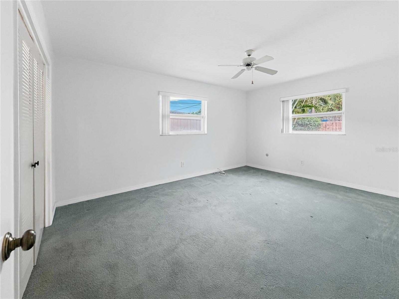 14036 Thacher Ave Property Photo 20