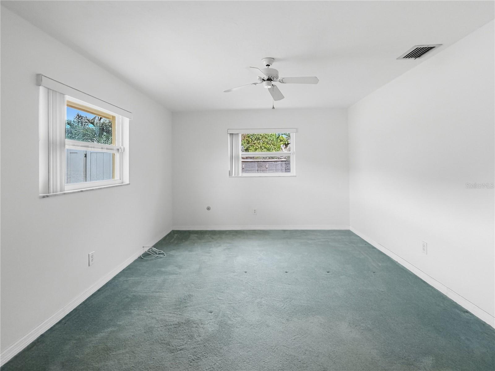 14036 Thacher Ave Property Photo 23