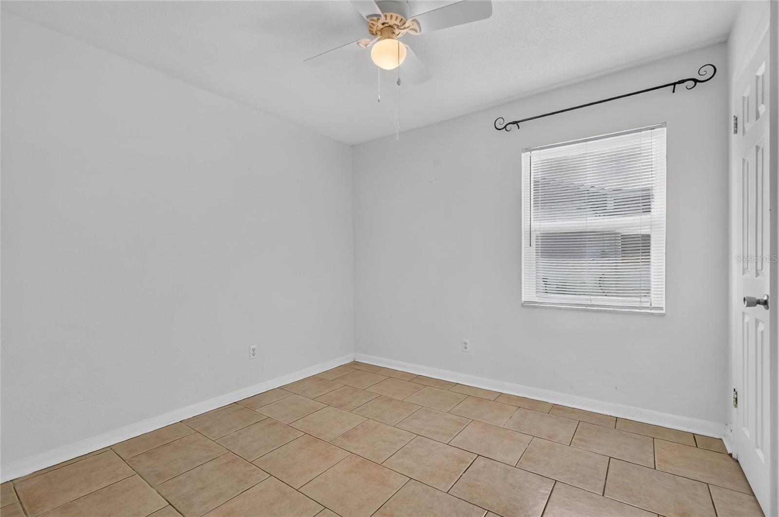 2614 Marshall Ave Property Photo 10