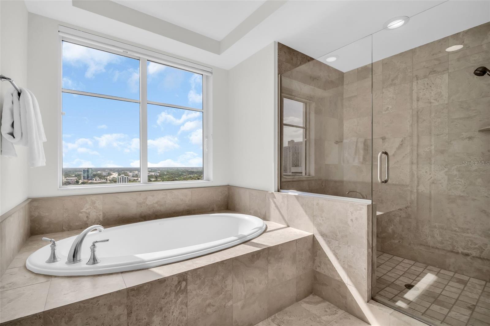 300 Beach Dr Ne #2604 Property Photo 31