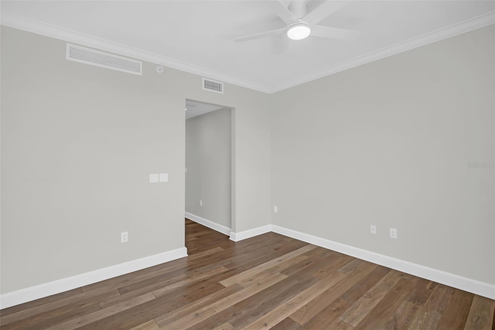 300 Beach Dr Ne #2604 Property Photo 42