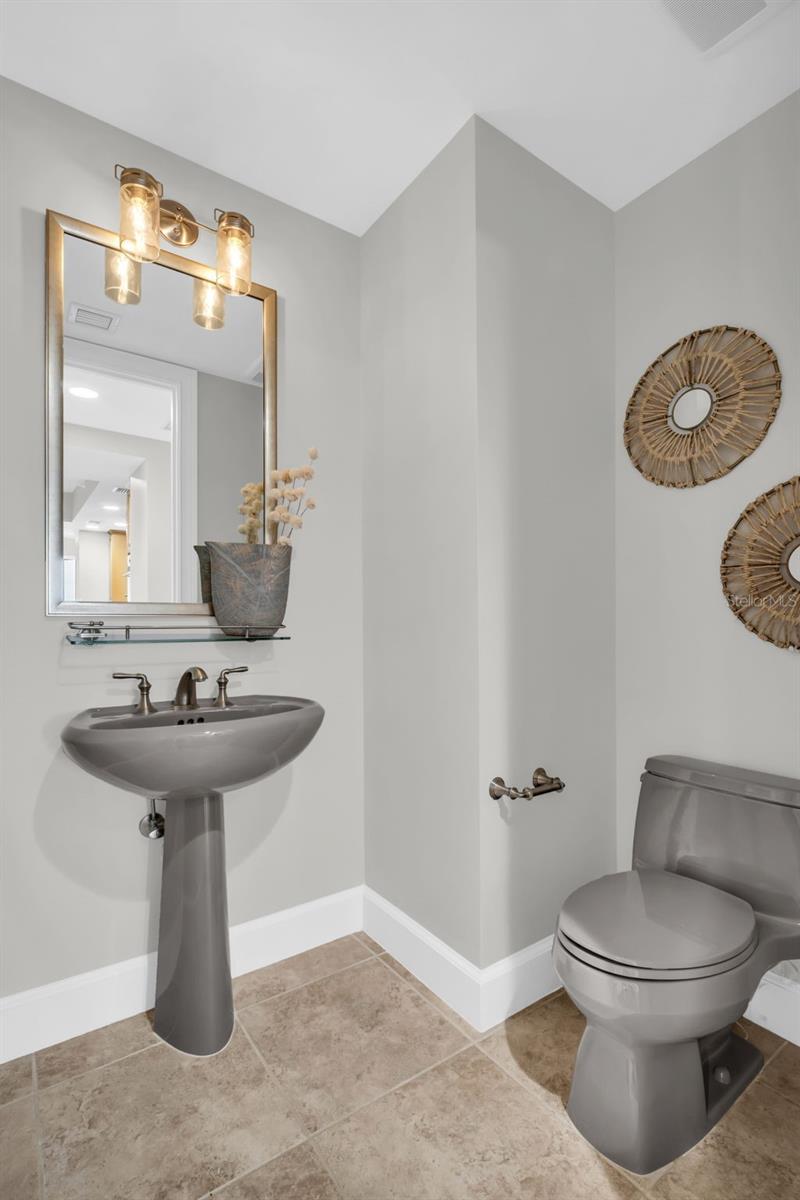 300 Beach Dr Ne #2604 Property Photo 45