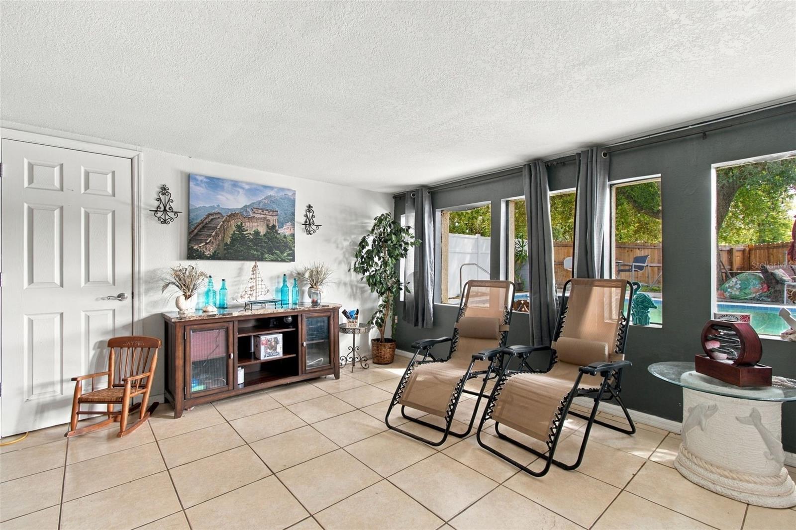12408 N Boulevard Property Photo 18