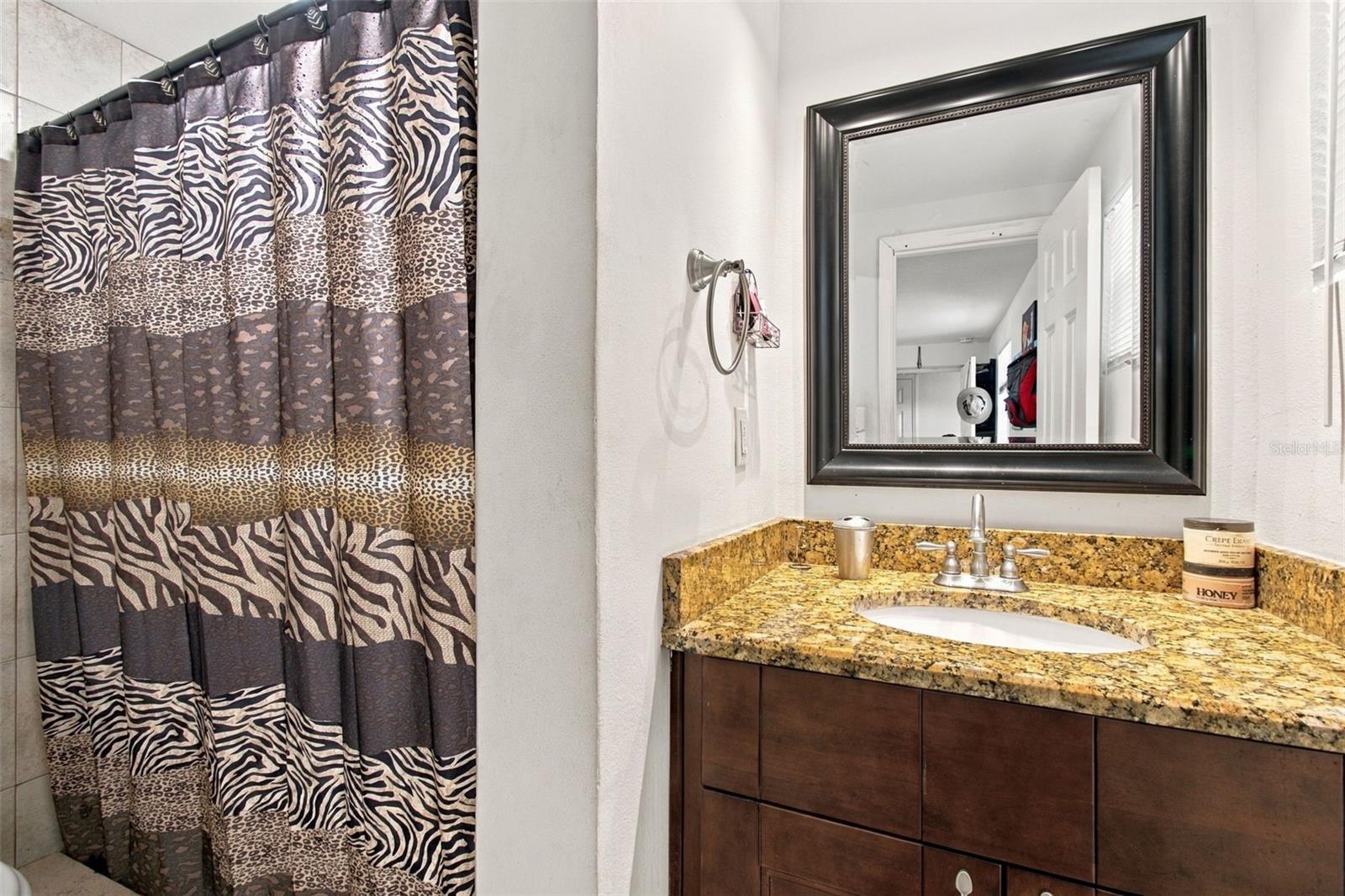 12408 N Boulevard Property Photo 25
