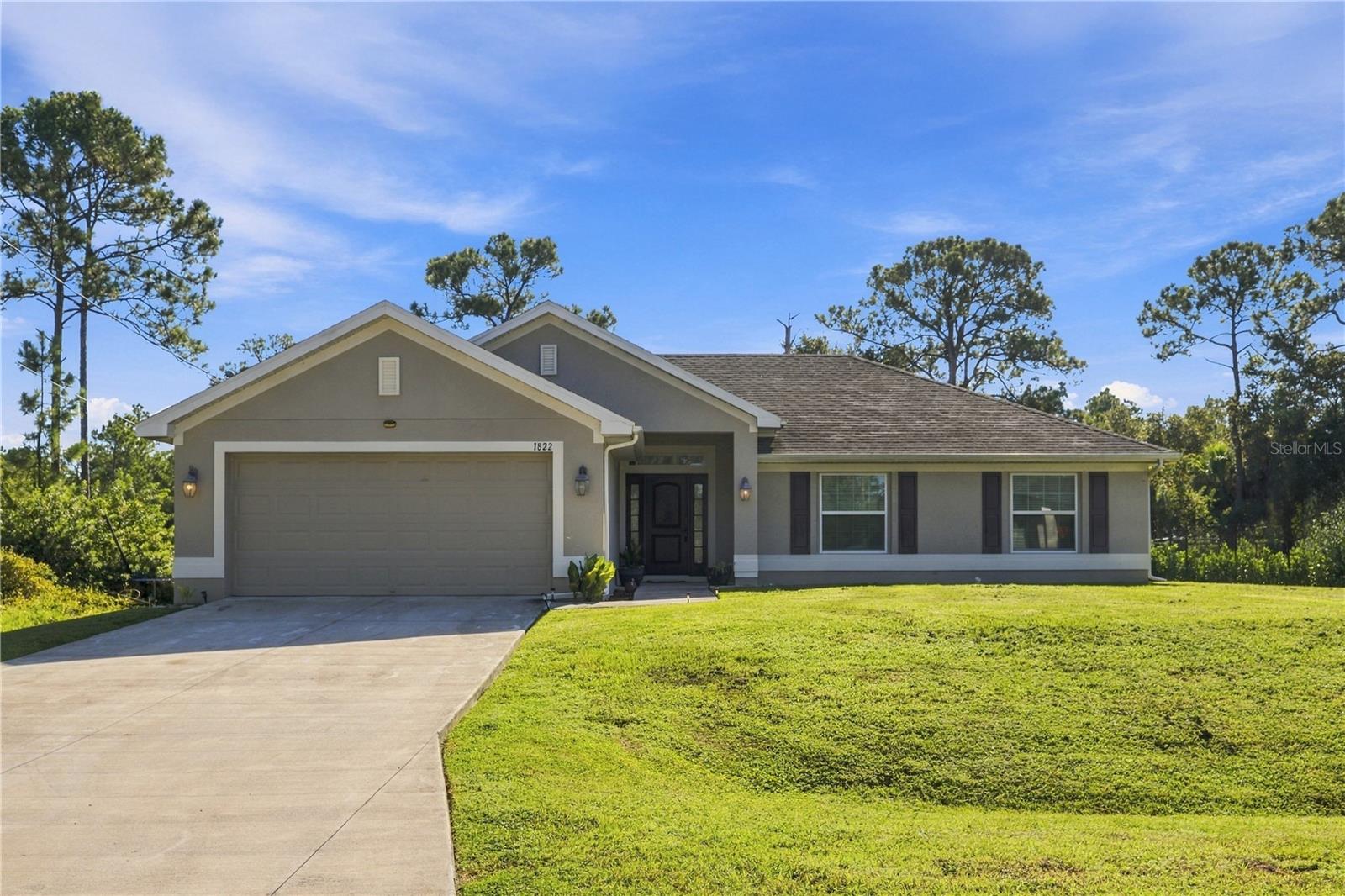 1822 Yoakum St Property Photo 1