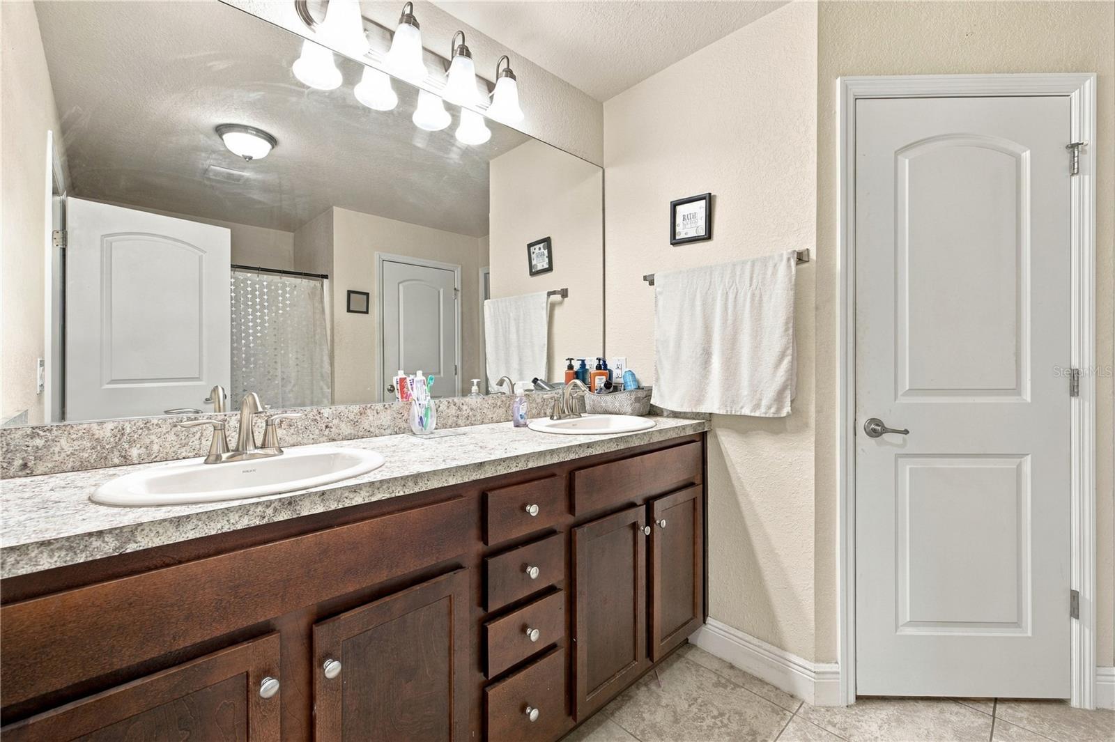 1822 Yoakum St Property Photo 14