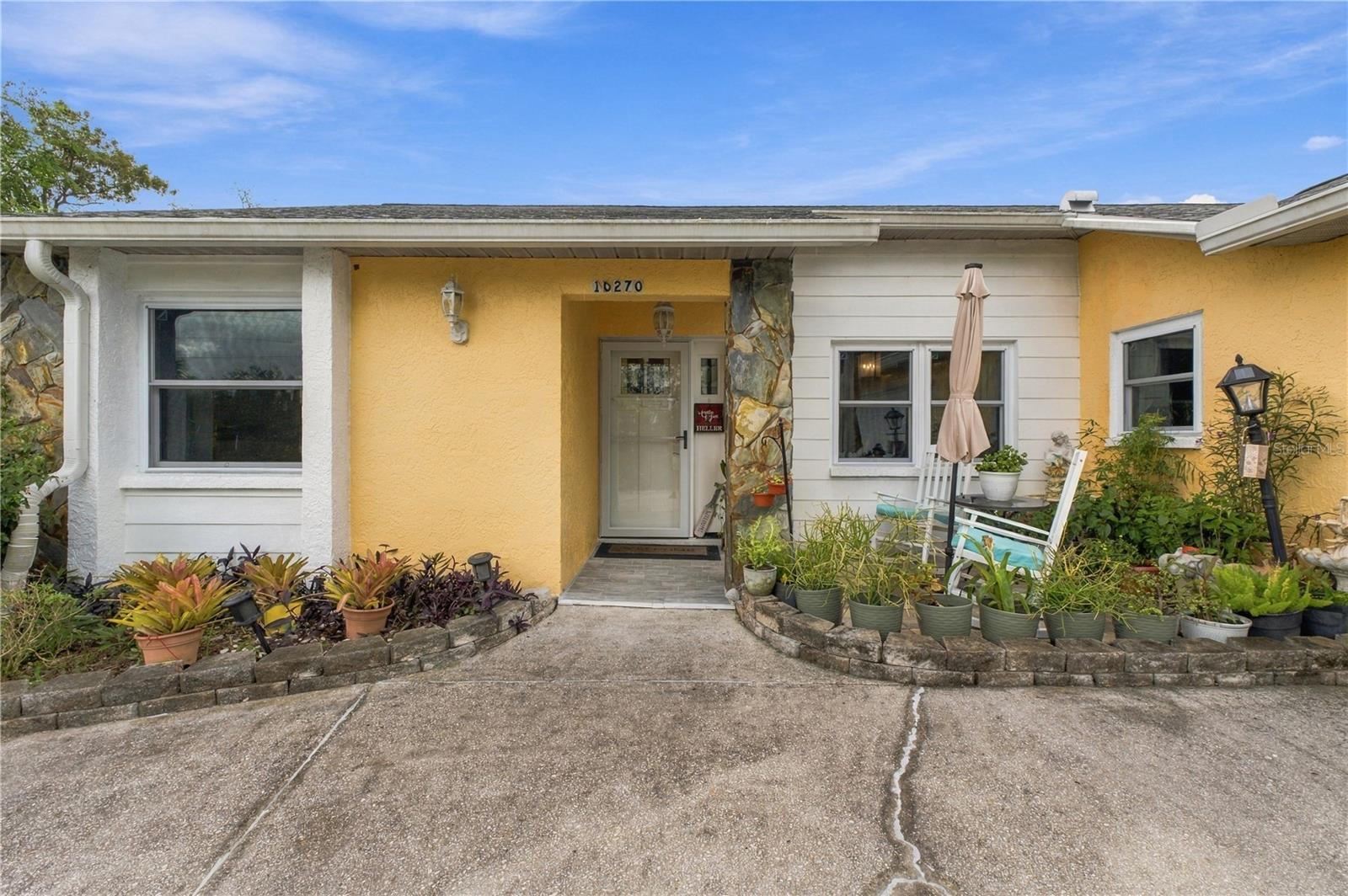10270 Brentlawn St Property Photo 2