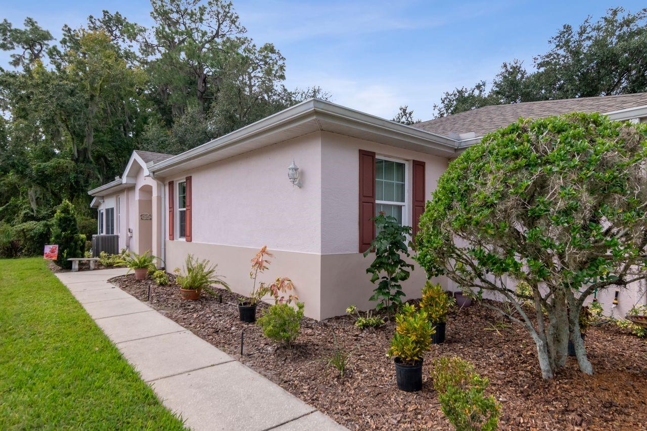 2635 Eagle Greens Dr Property Photo 4