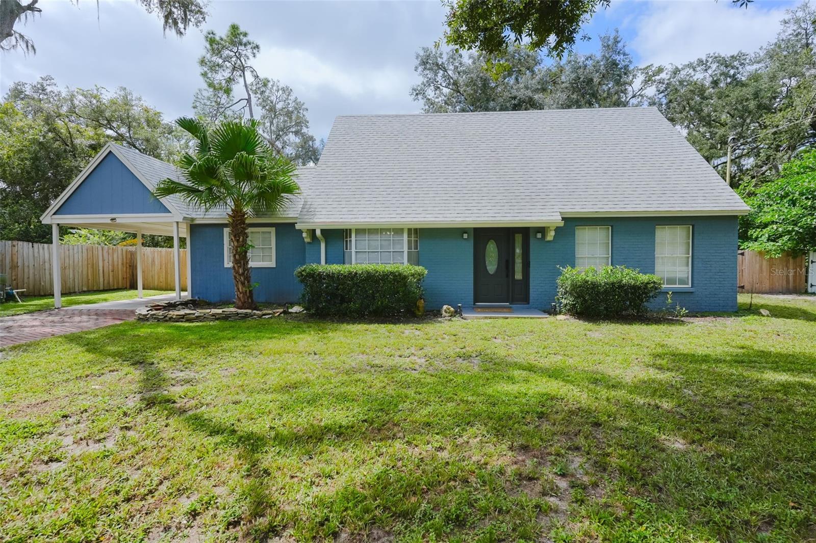 16606 Forest Park Dr Property Photo 1