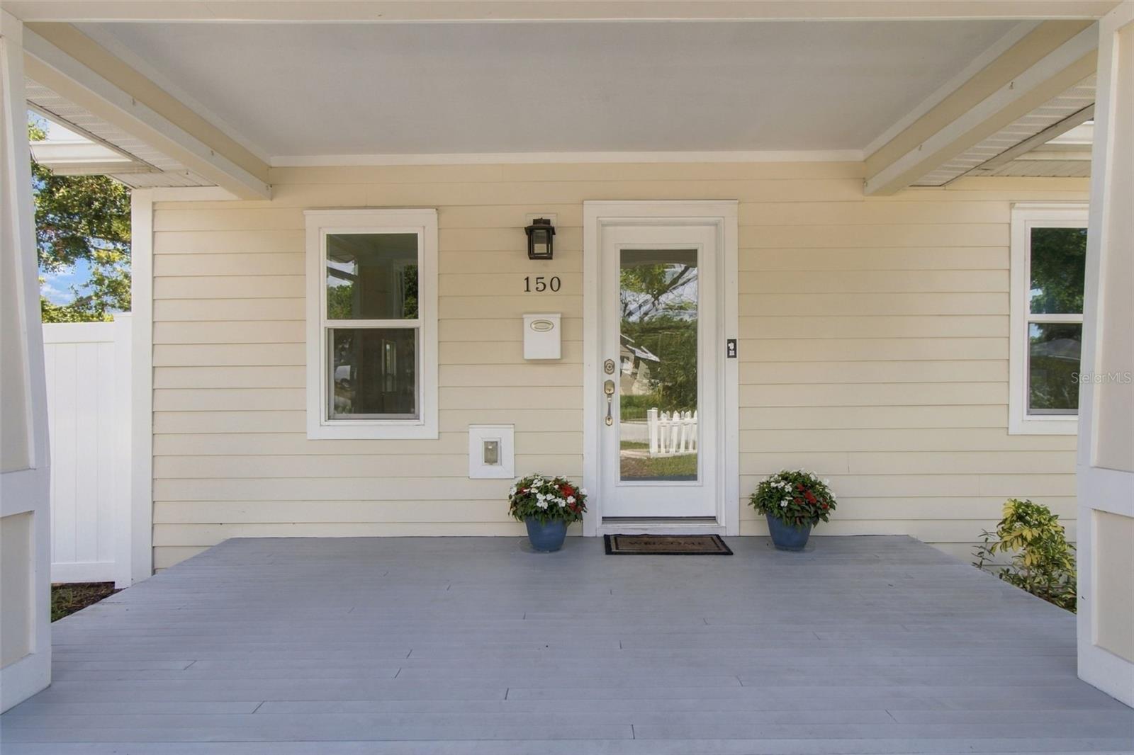 150 50th St N Property Photo 3