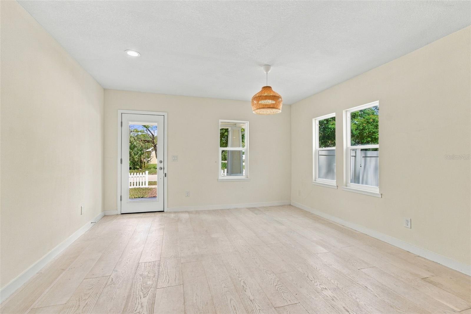 150 50th St N Property Photo 7