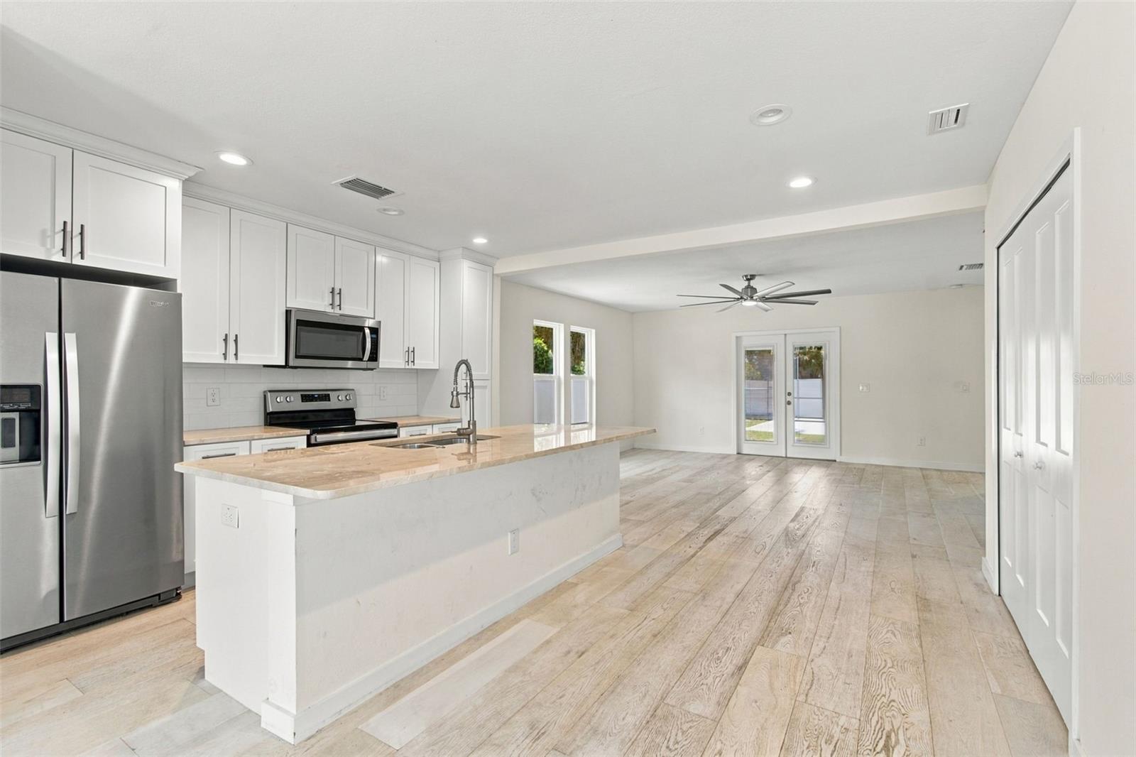 150 50th St N Property Photo 8