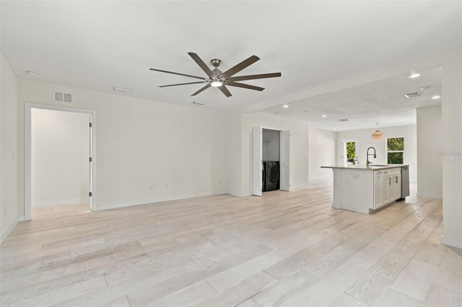 150 50th St N Property Photo 19