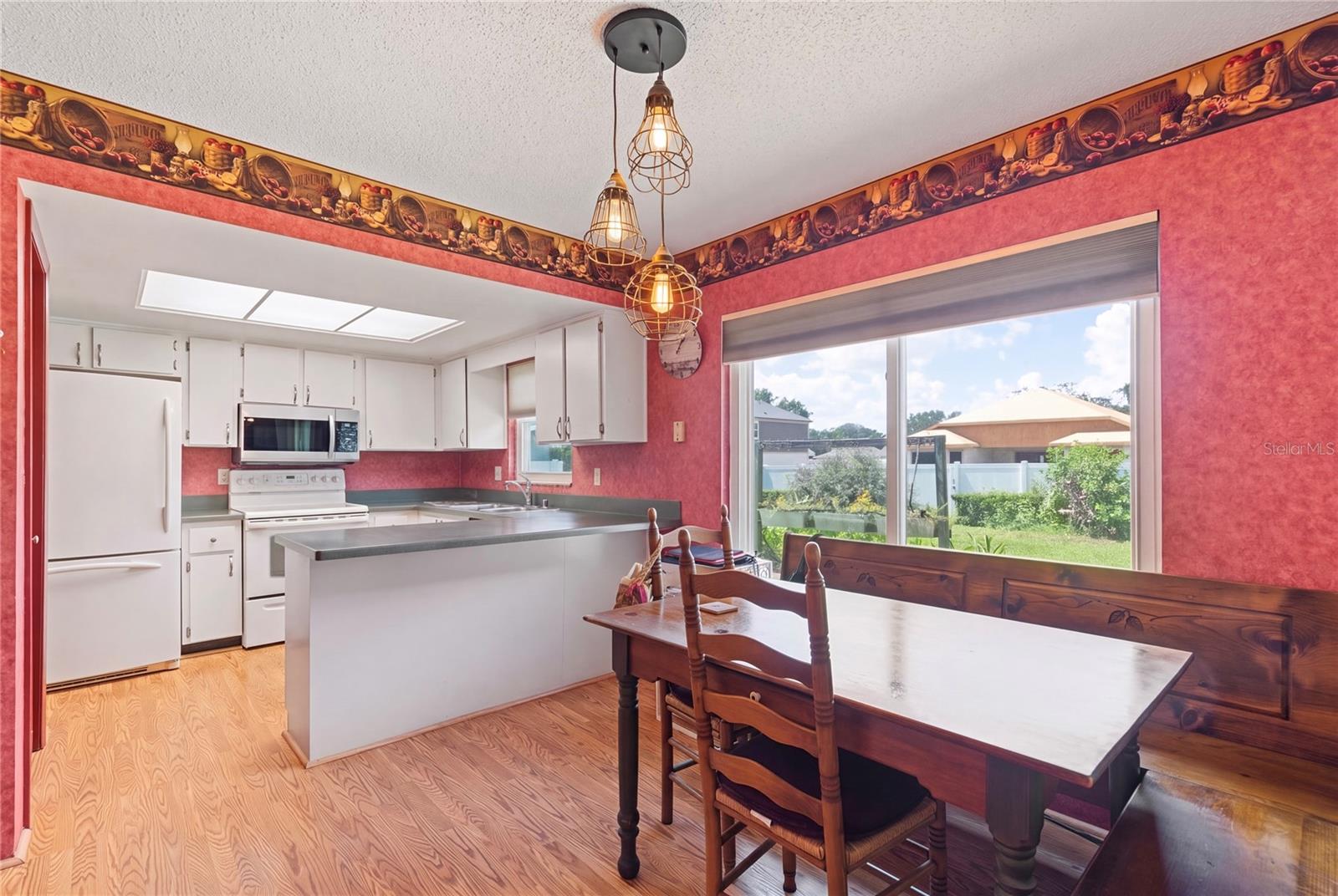 1105 Lenna Ave Property Photo 4
