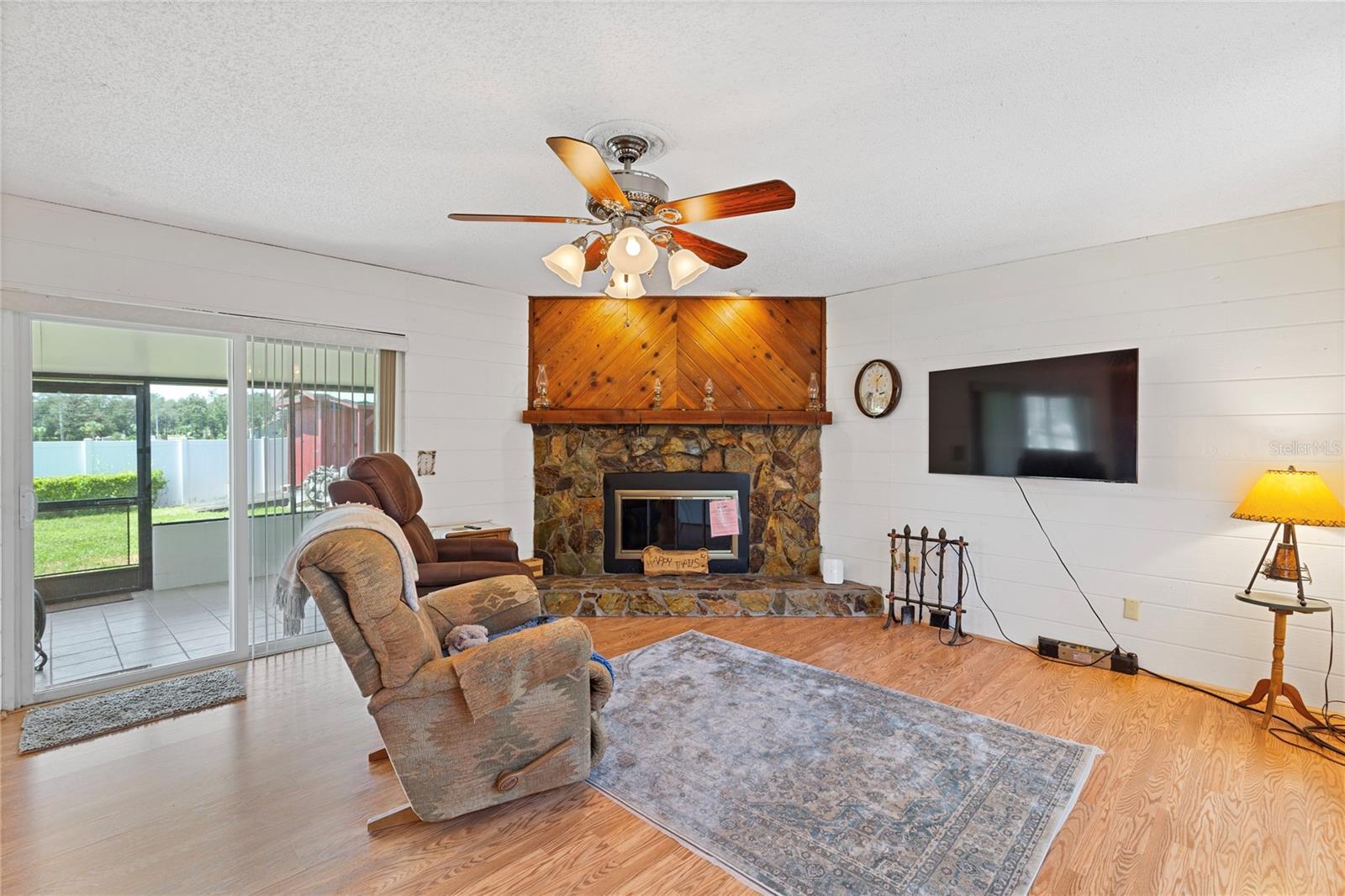 1105 Lenna Ave Property Photo 5