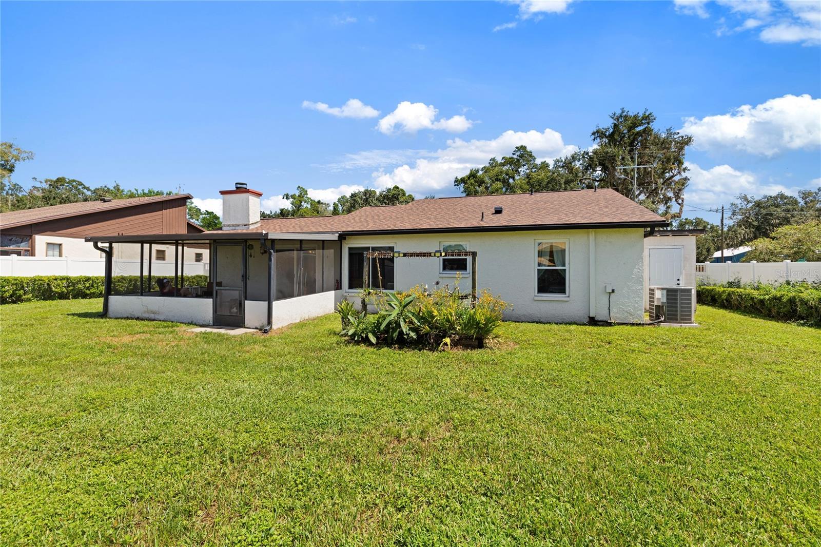 1105 Lenna Ave Property Photo 32