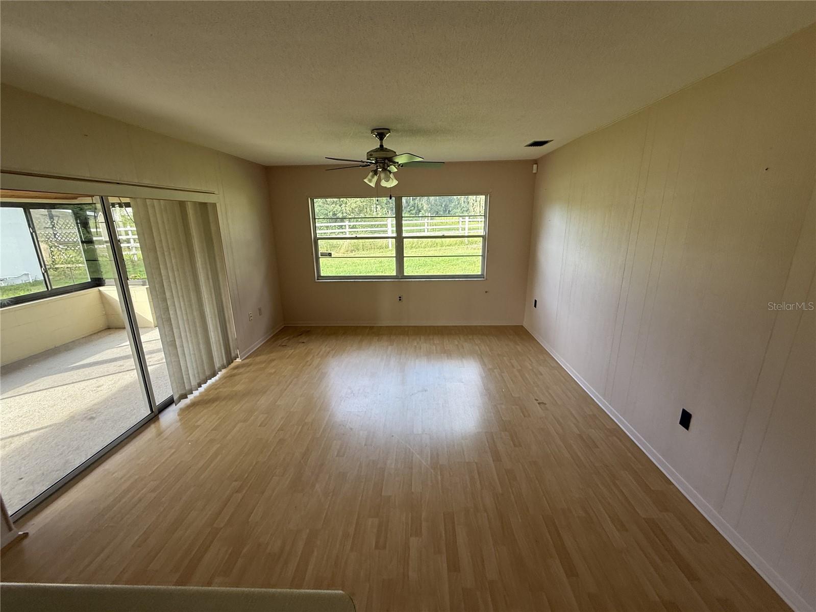 2906 Oak Crest Dr Property Photo 7