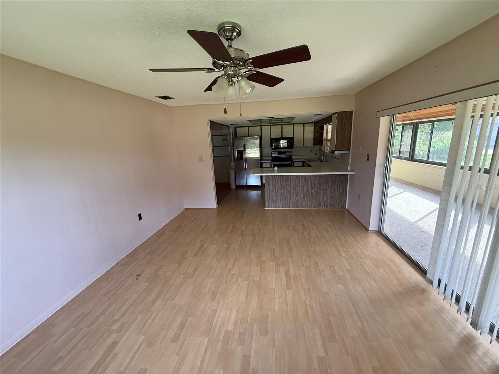 2906 Oak Crest Dr Property Photo 8
