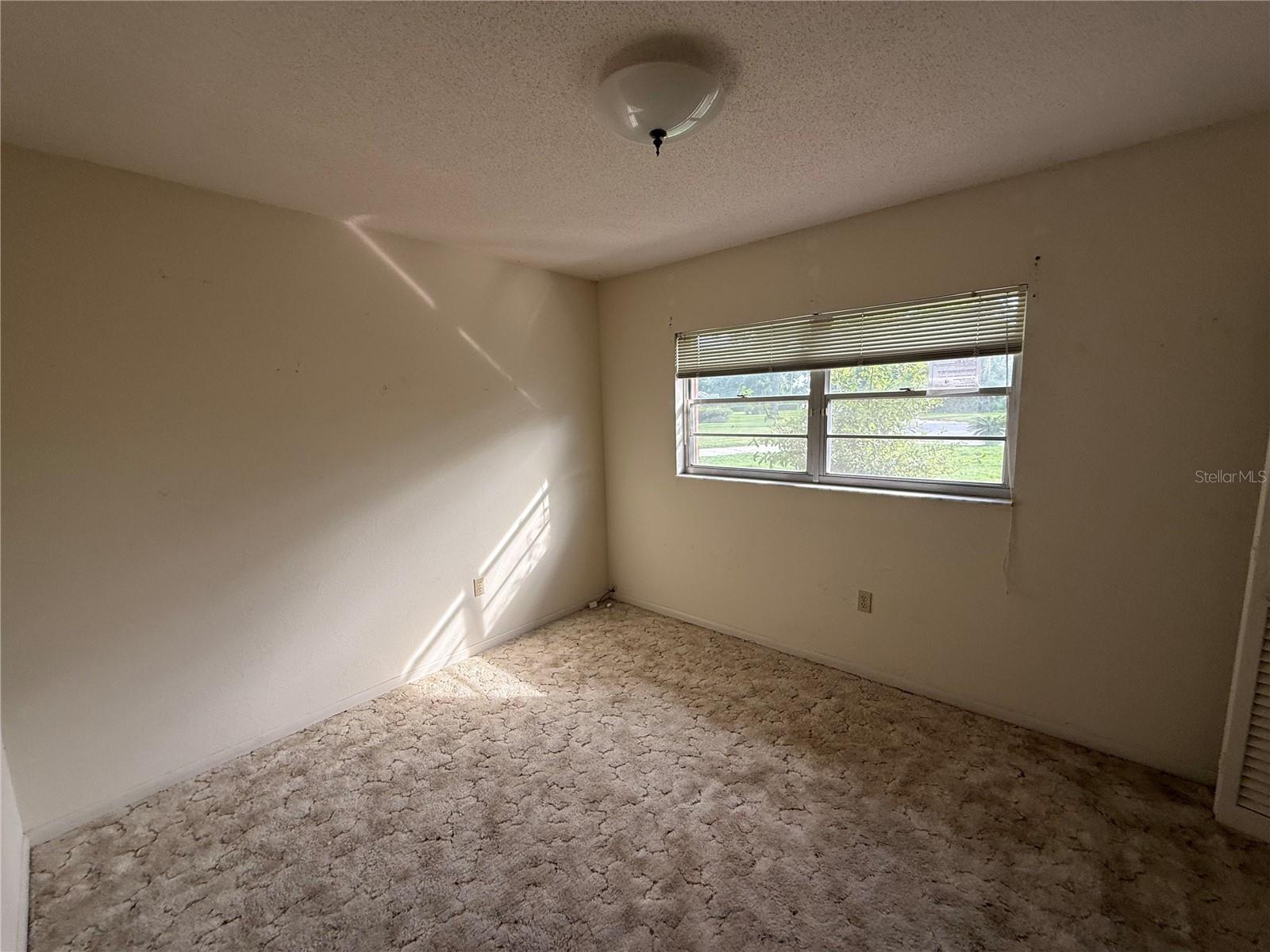 2906 Oak Crest Dr Property Photo 11