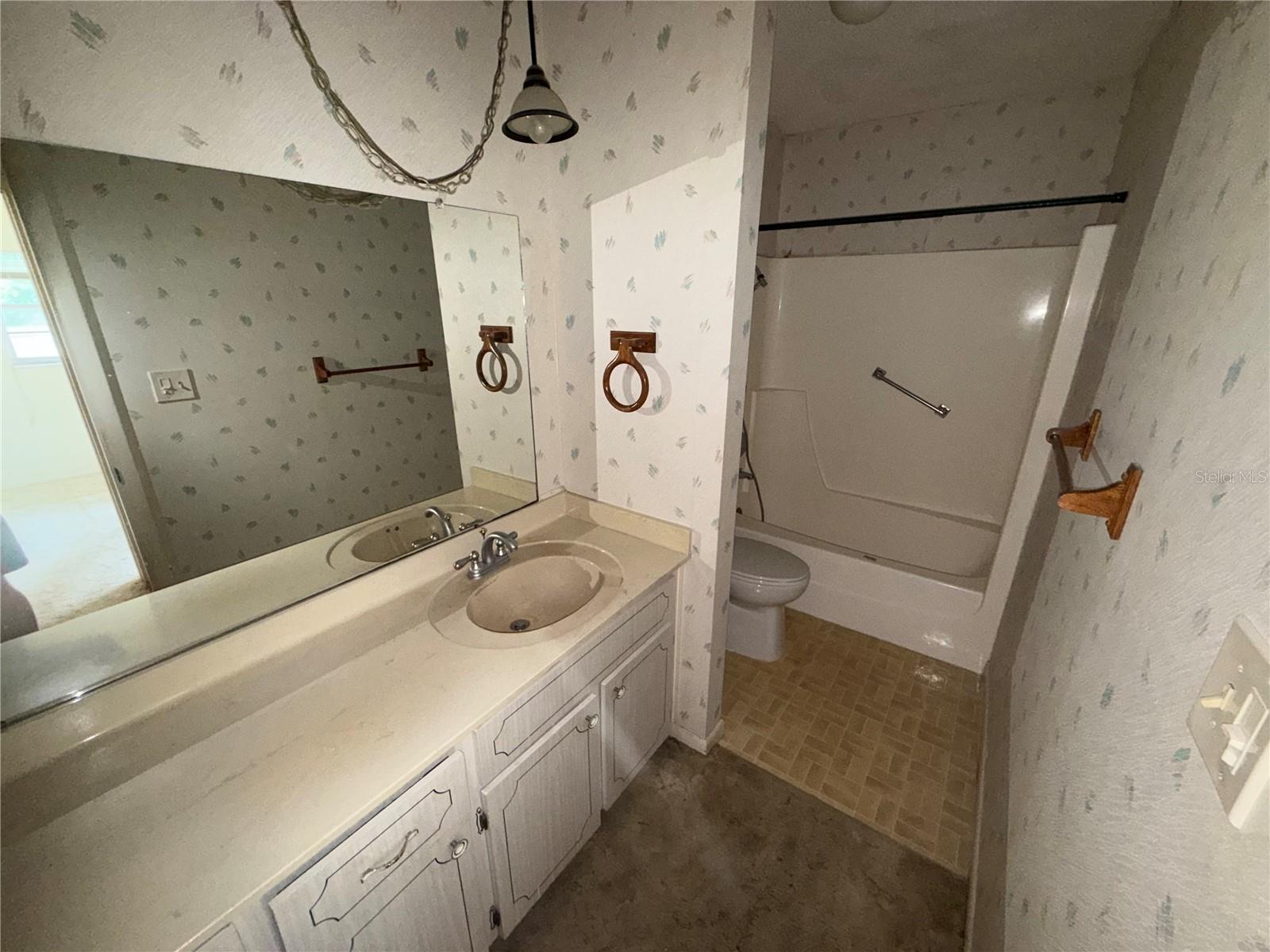 2906 Oak Crest Dr Property Photo 13
