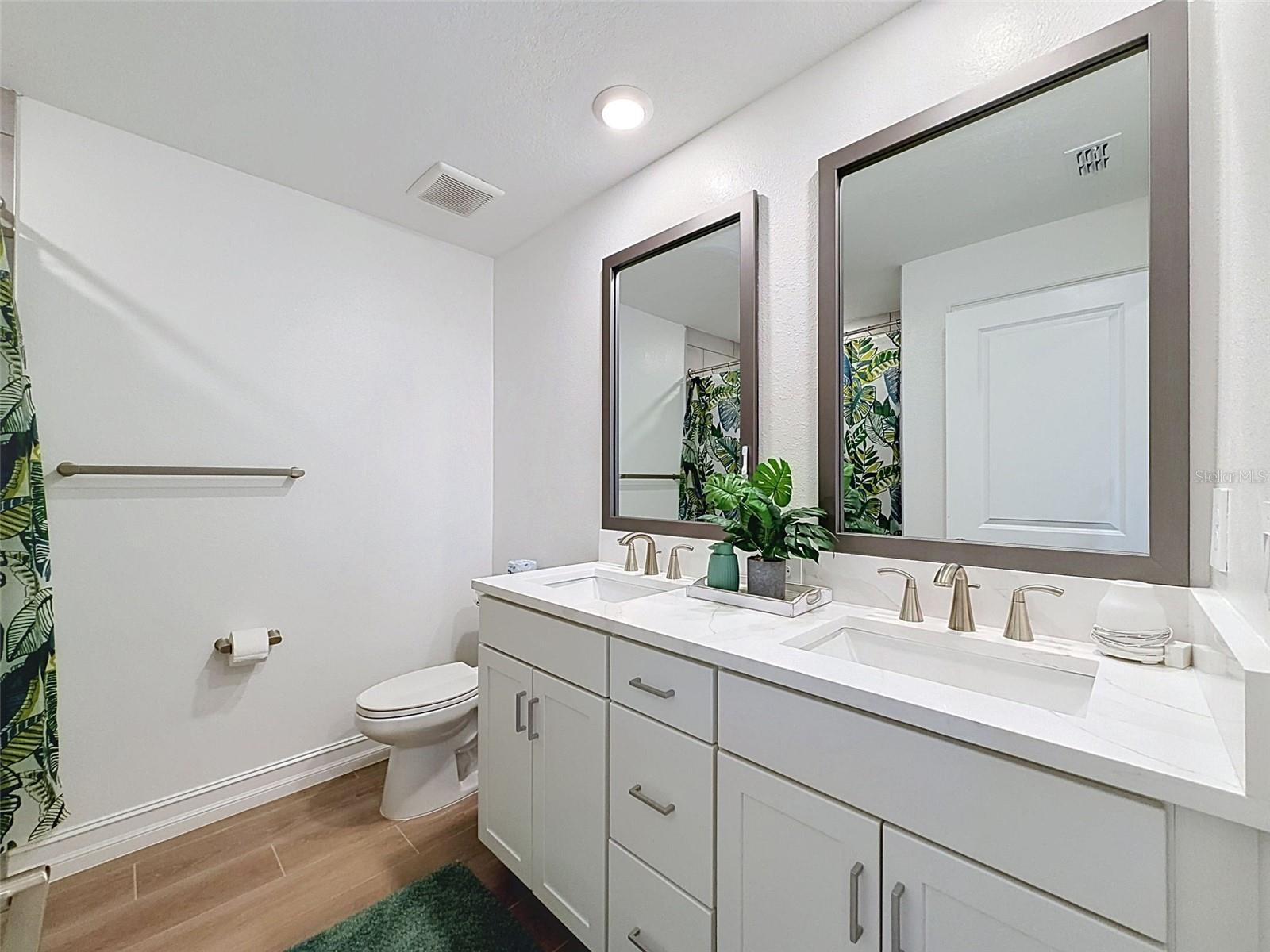 1511 W Chestnut St Property Photo 35