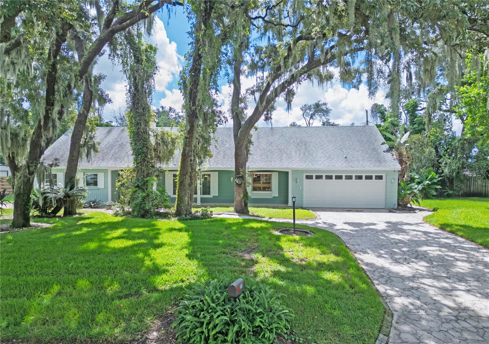 615 Valle Vista Dr Property Photo 1