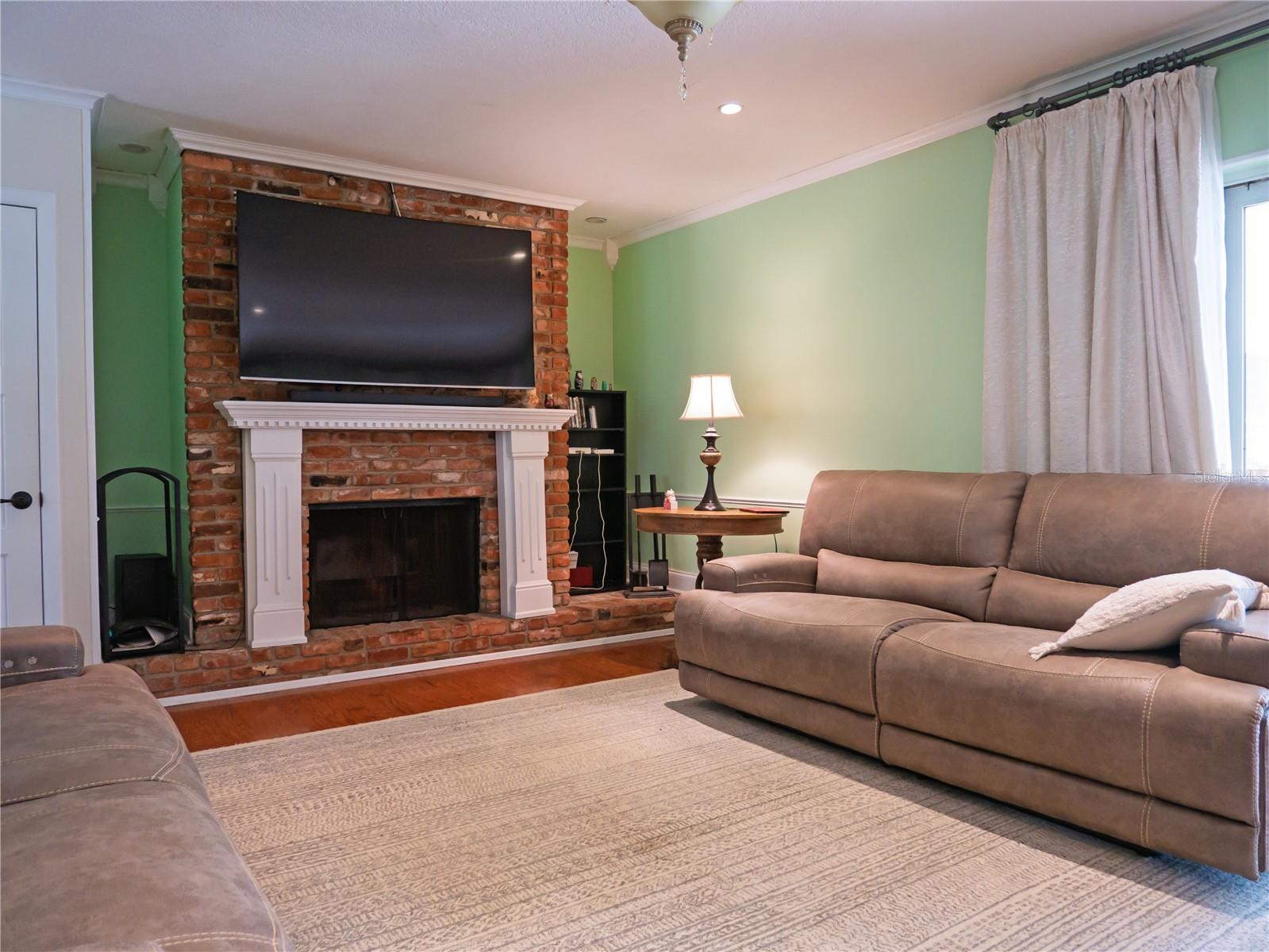 615 Valle Vista Dr Property Photo 7