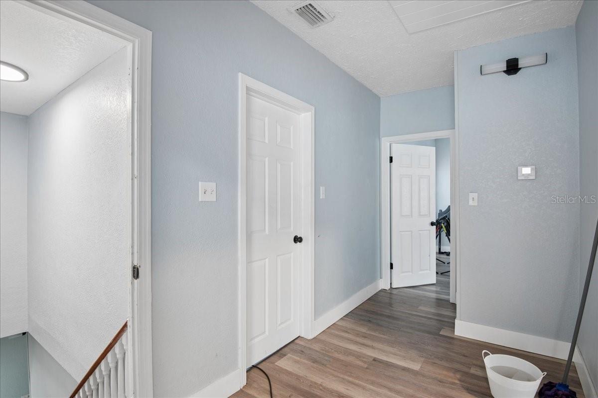 3001 W Chestnut St Property Photo 10