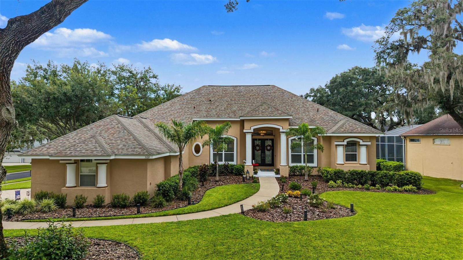 5109 Sylvan Oaks Dr Property Photo 1