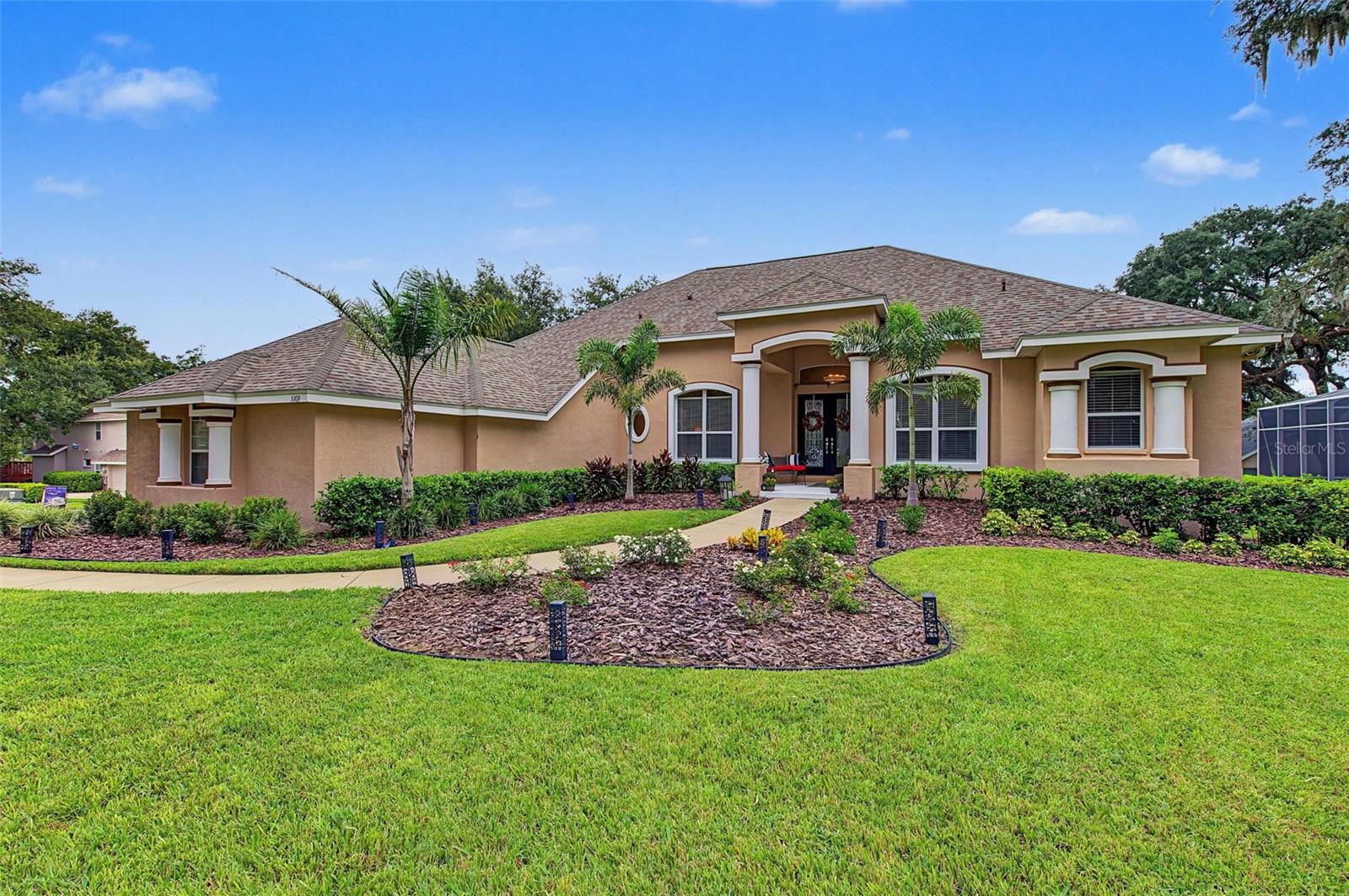 5109 Sylvan Oaks Dr Property Photo 3