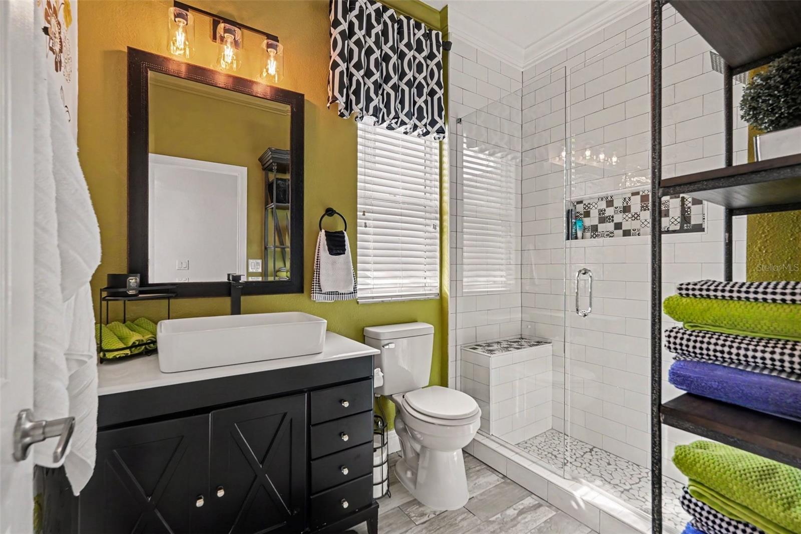 TB8551842 Property Photo 11