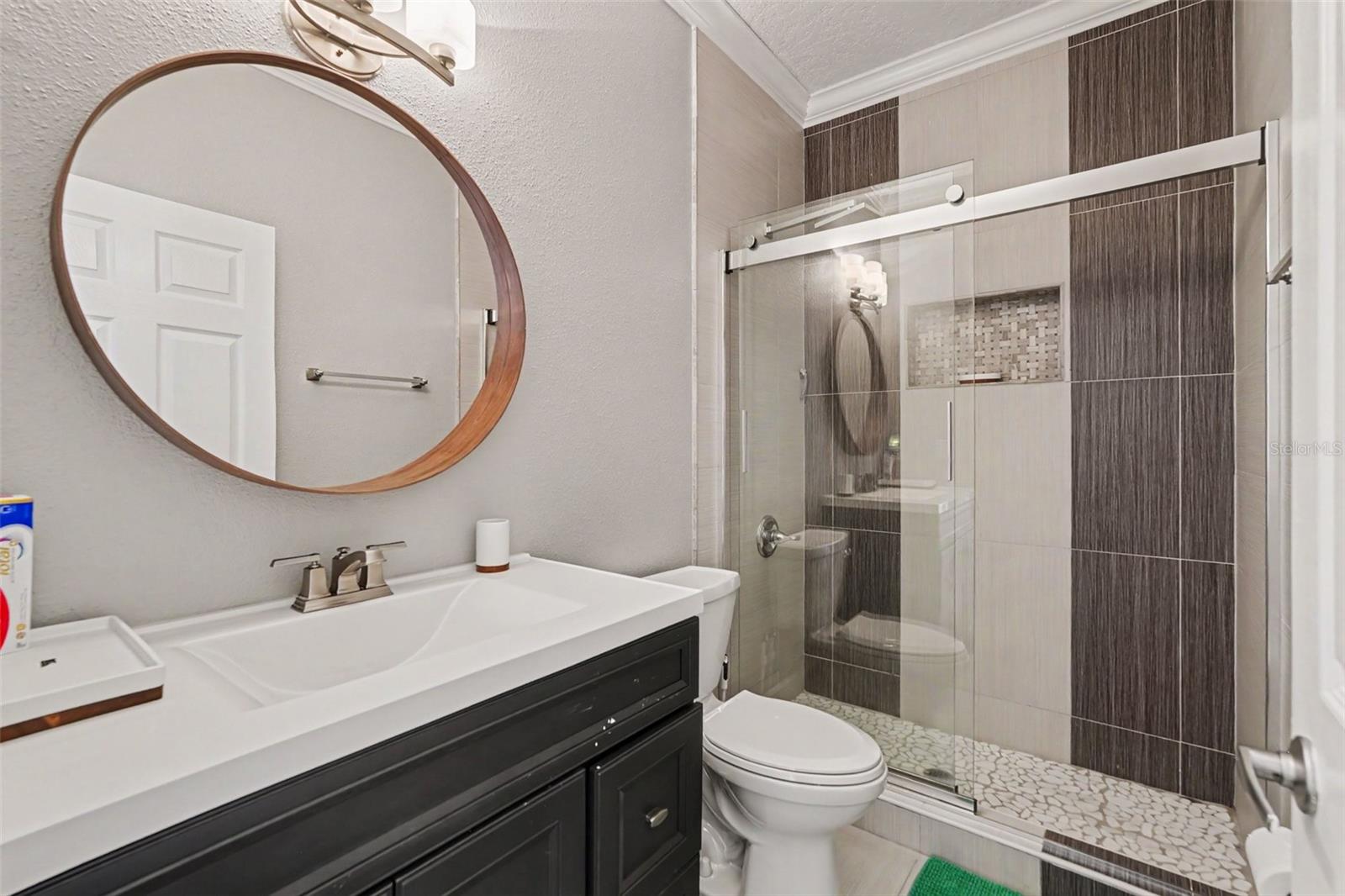 TB8551842 Property Photo 19