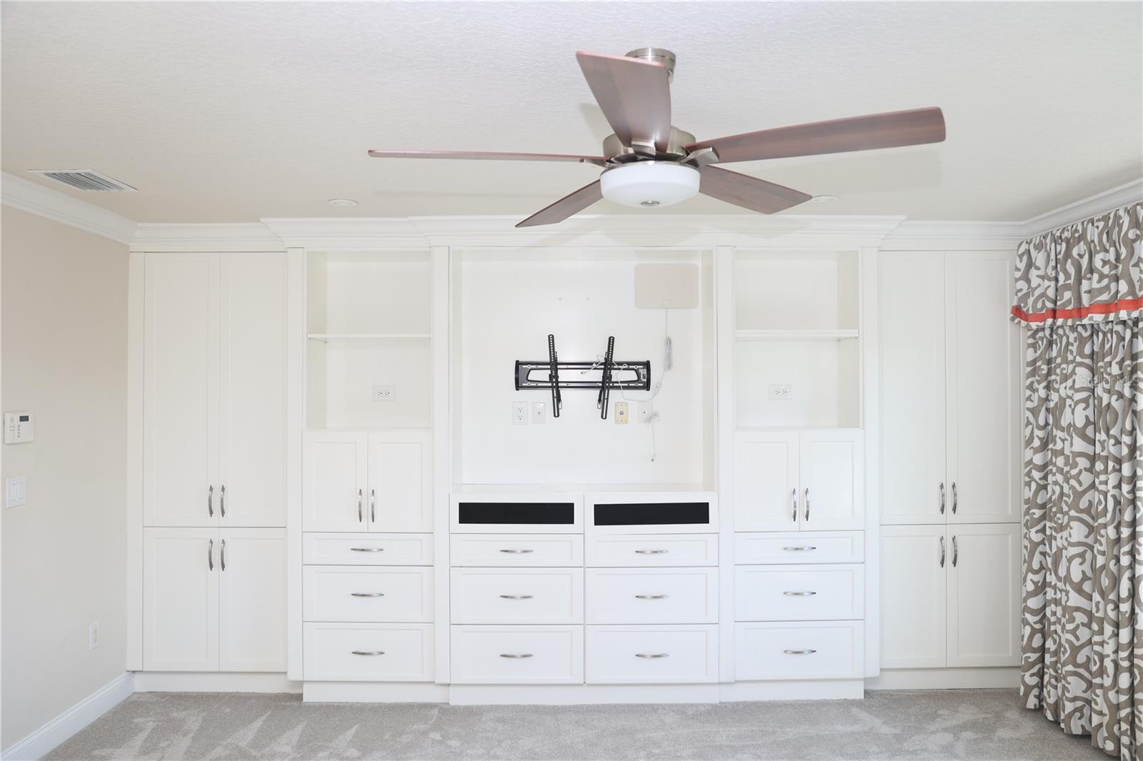 9705 Bay Grove Ln Property Photo 24