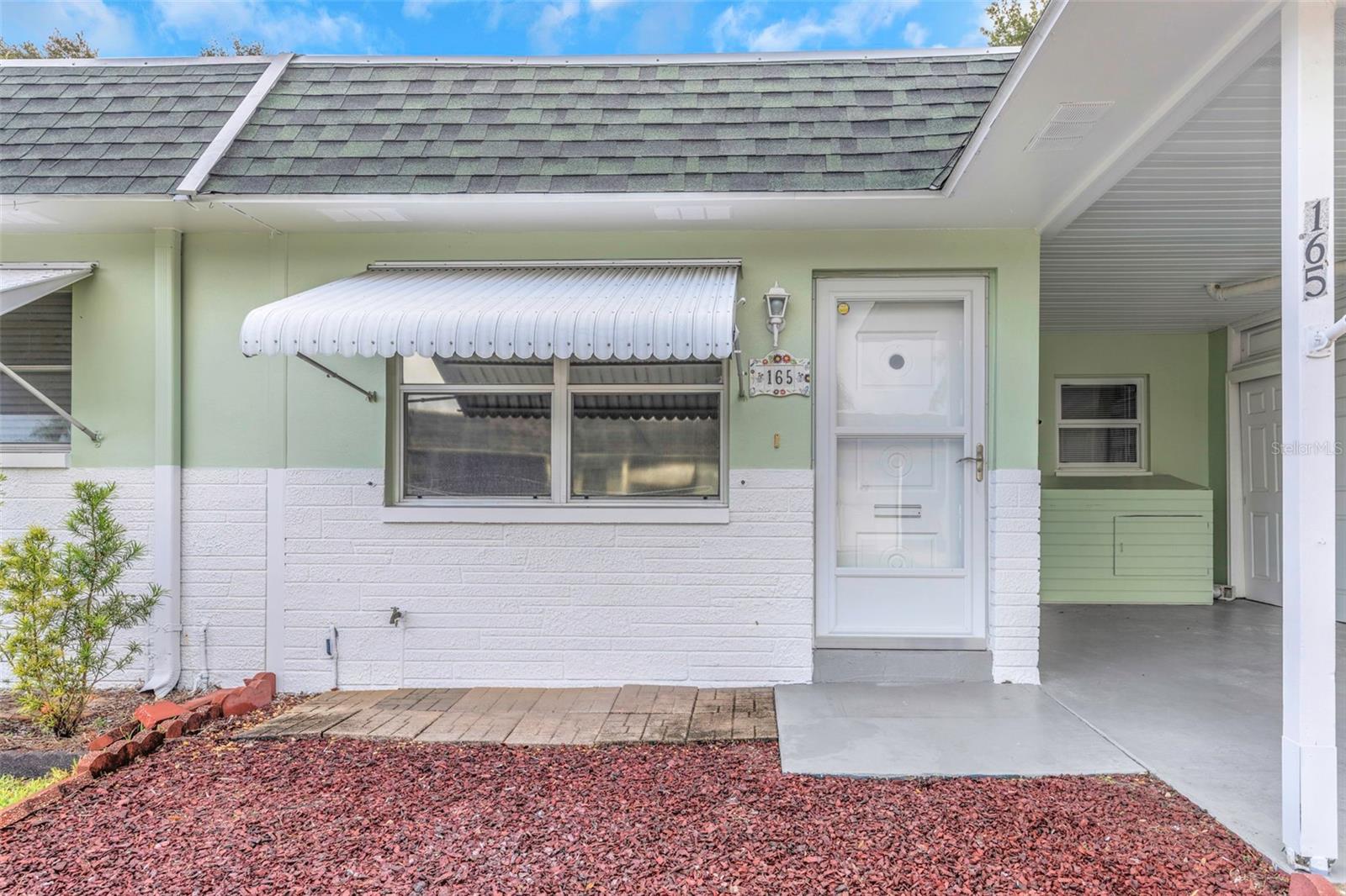 165 Sky Loch Dr E Property Photo 1