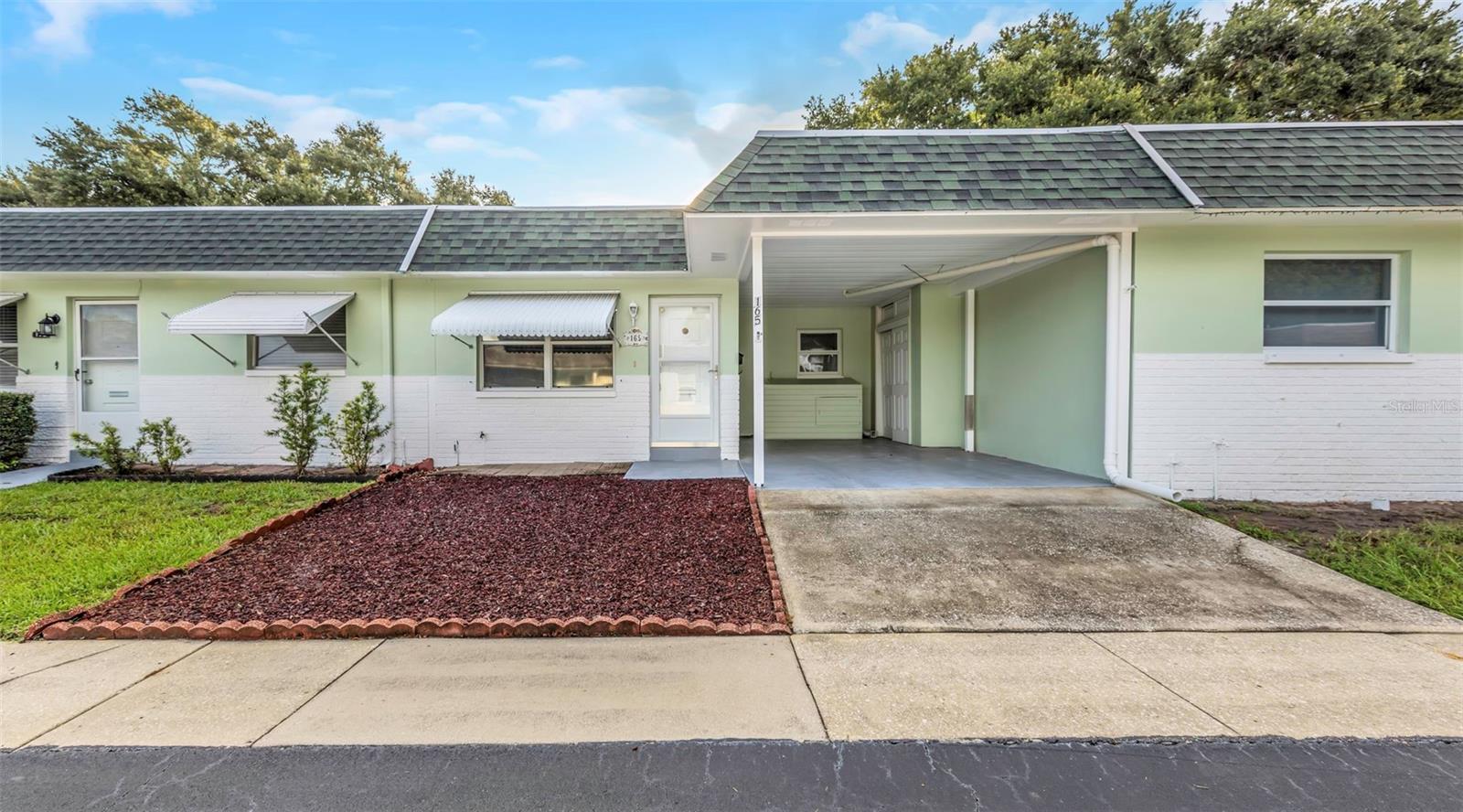 165 Sky Loch Dr E Property Photo 2