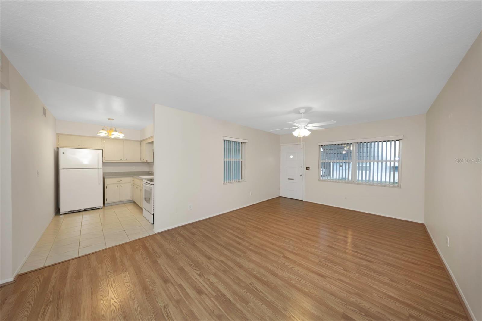 165 Sky Loch Dr E Property Photo 10