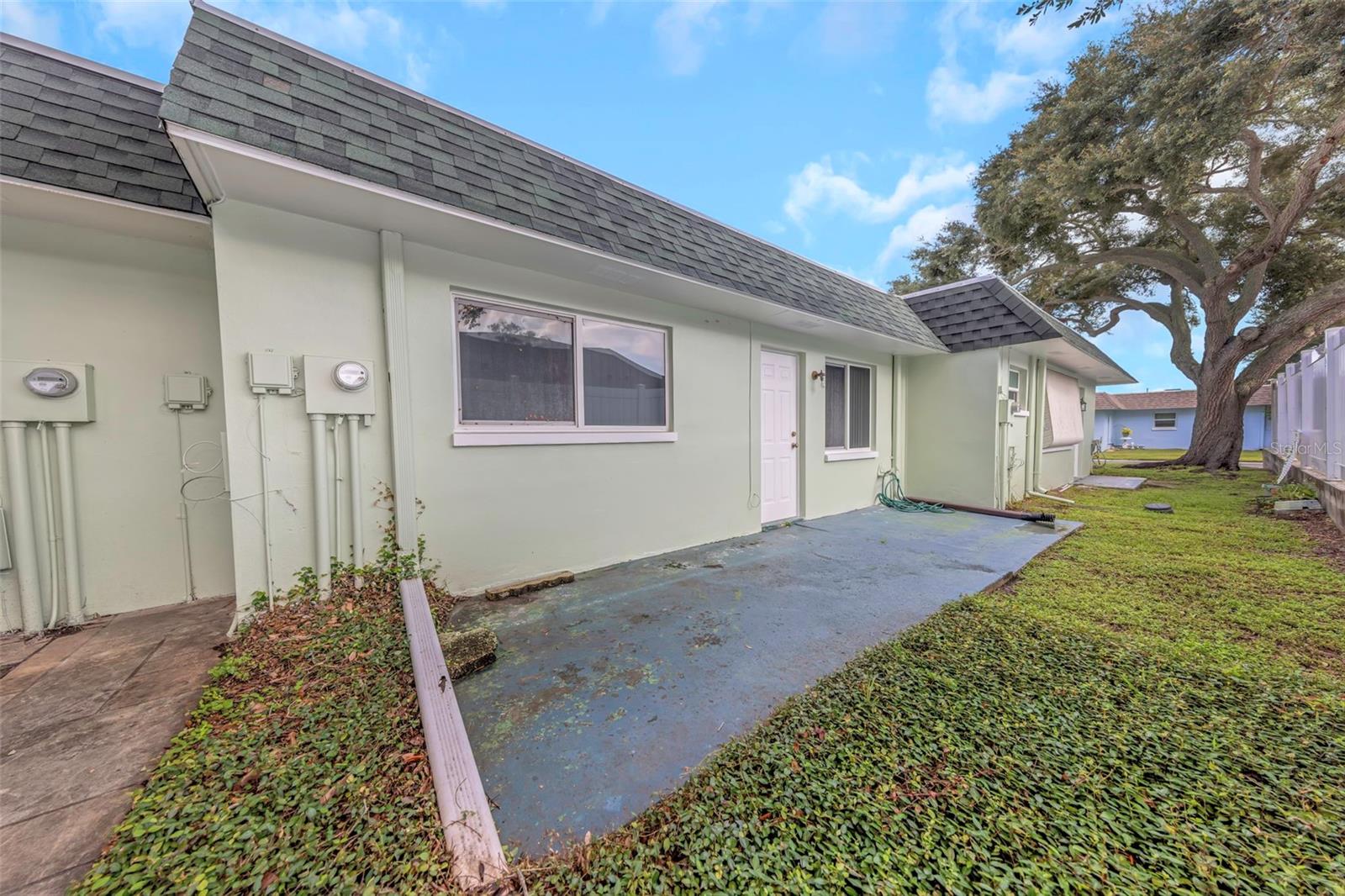165 Sky Loch Dr E Property Photo 28
